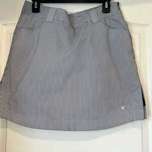 Women’s Caraway Gray and White Striped Golf Skort